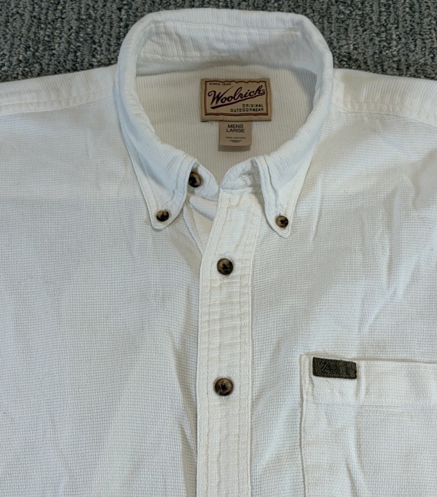 Woolrich Button Up Shirt Short Sleeve White Men’s Large Pocket Cotton Textured