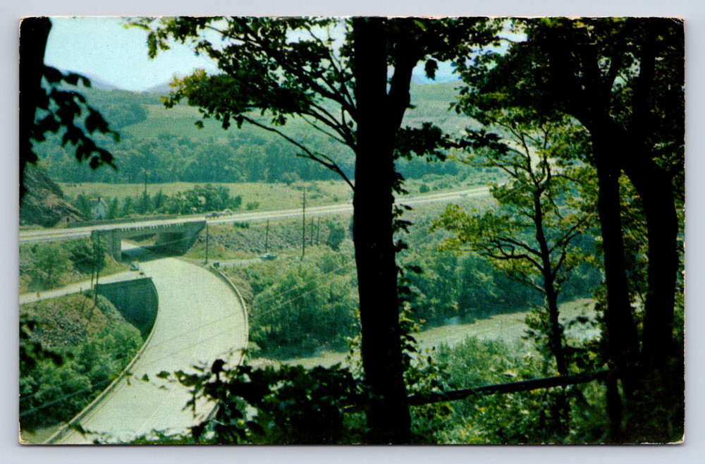 Vintage Postcard Pennsylvania Turnpike Bedford PA