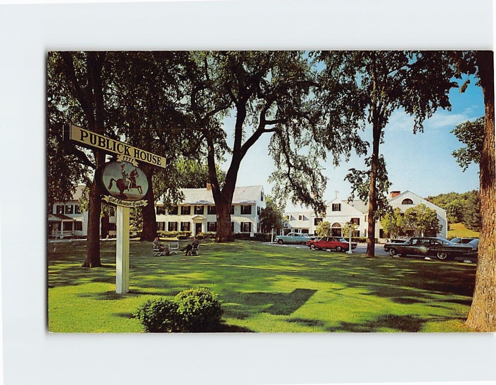 Postcard Publick House on the Common Sturbridge Massachusetts USA