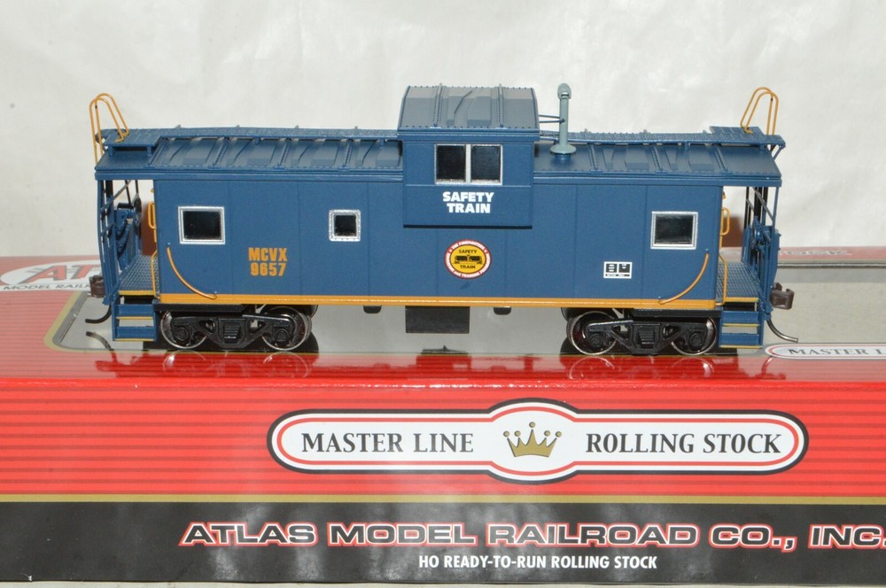 HO Atlas MCVX Massachusetts Call Volunteer First Responders Safety caboose train