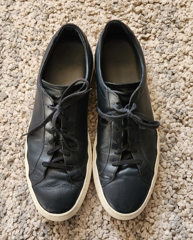 Common Projects Achilles Low Top Premium Size EU 42 White Sole Navy Blue Top
