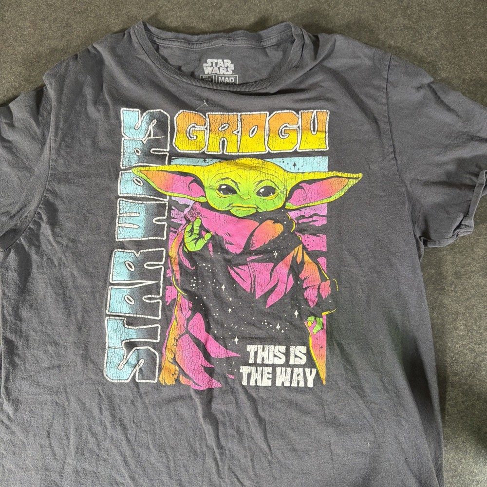 Star Wars Grogu Baby Yoda This Is The Way Graphic T Shirt Mens Large Mandalorian