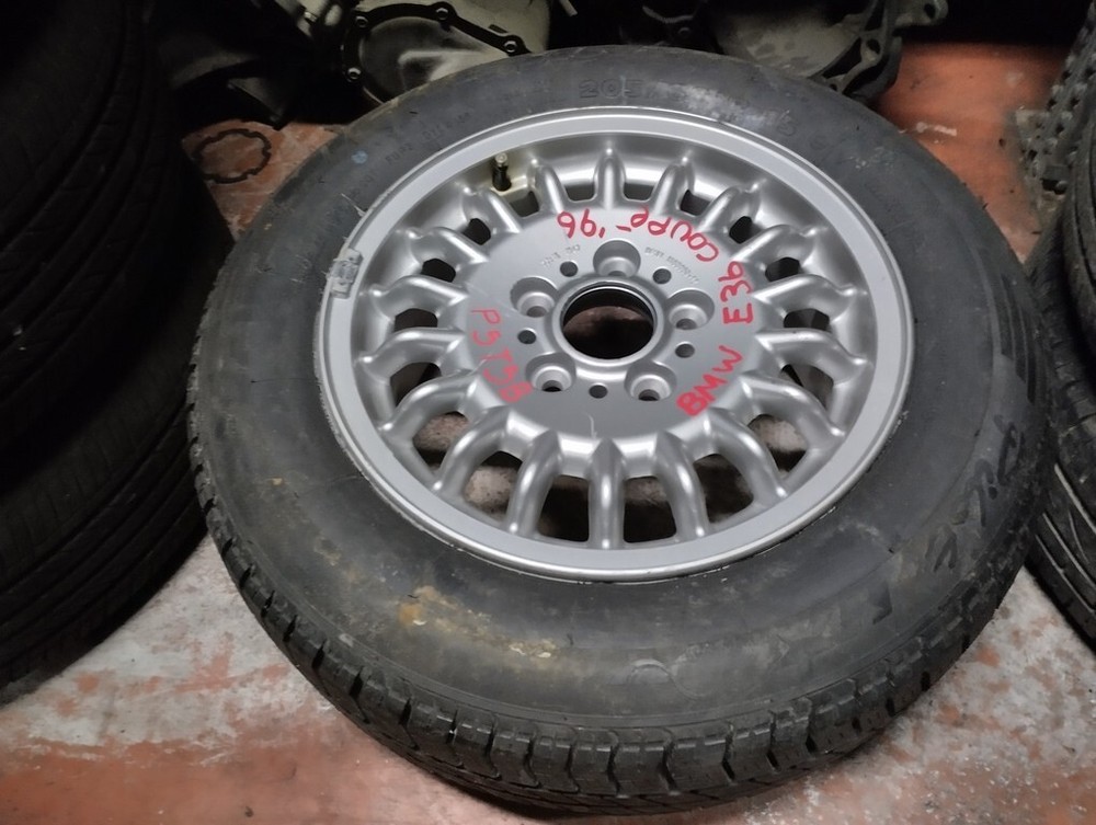 No. 1 RENAULT 5 HOLE IRON RINGS + TIRES - 15