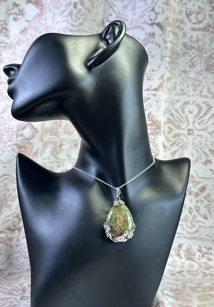 Handcrafted Natural Green Jasper Teardrop Pendant Necklace Silver Cable Chain