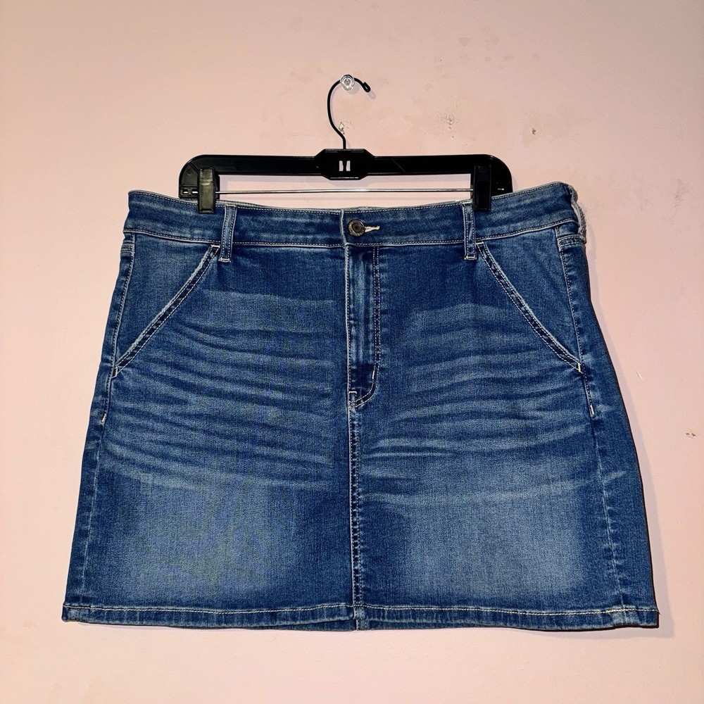 American Eagle Blue Hi-Rise Stretch Denim Mini Skirt Size 18 NWT!