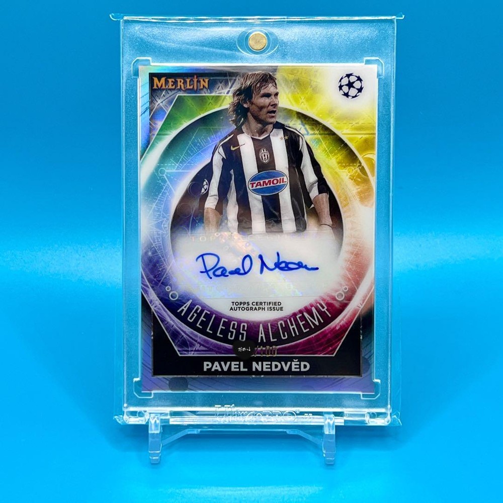 World limited edition of 100 Topps Merlin NEDVED autographed cards #710c7d