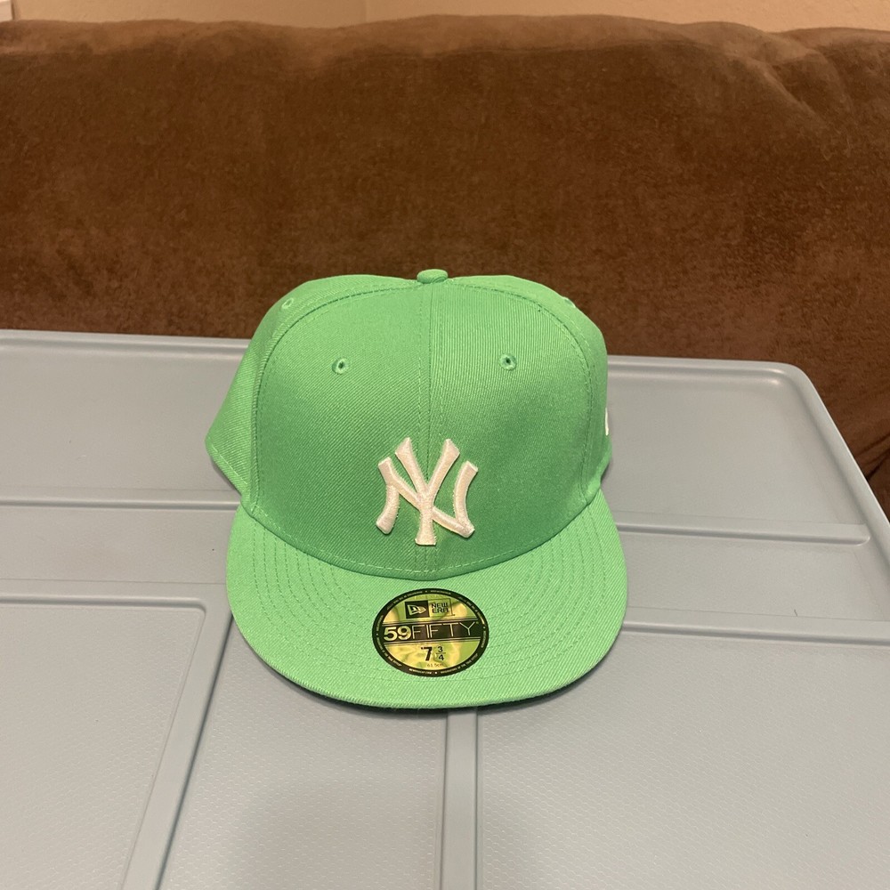 New York Yankees New Era 59Fifty 7 3/4 Size Green Hat….