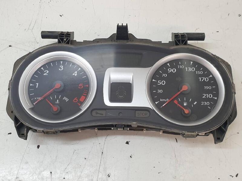 8200821001C RENAULT CLIO III AUTHENTIQUE 2005 INSTRUMENT PANEL 373983