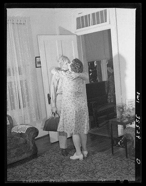Bowman South Carolina Sgt John Riley 1943 Homecoming Hug Air Service Command