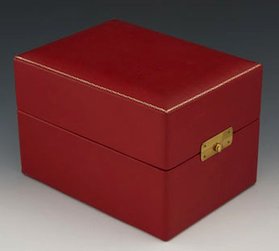 PAIR NEW in RED BOX STEUBEN ENGRAVED AMERICAs CUP SAILBOATS DECANTERS Ships art!