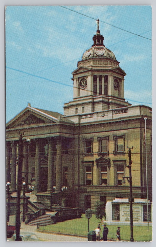 Fairmont West Virginia, Marion County Courthouse, Vintage Postcard