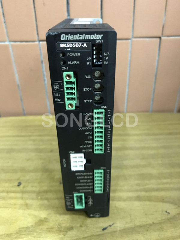 Oriental VEXTA Stepper Driver RKSD507-A via DHL or Fedex fast shipping
