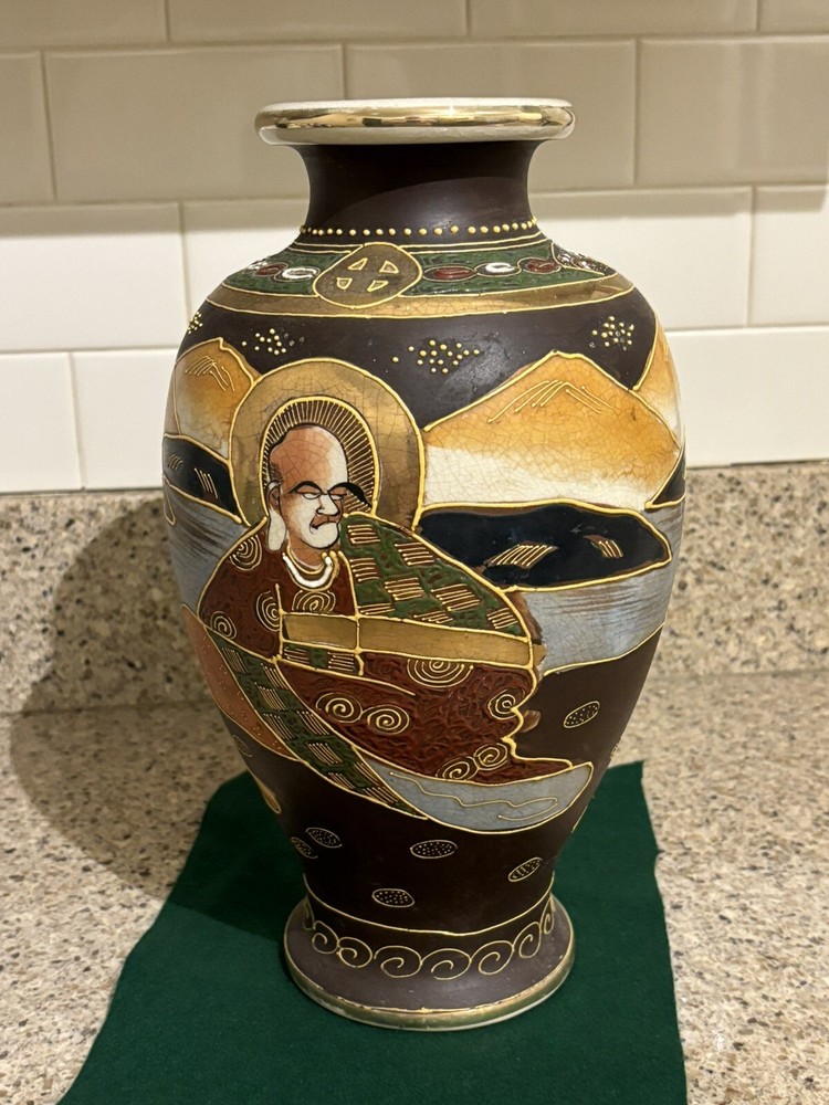 Vintage Japanese Moriage Satsuma Pottery Vase Hand Painted Made In Japan