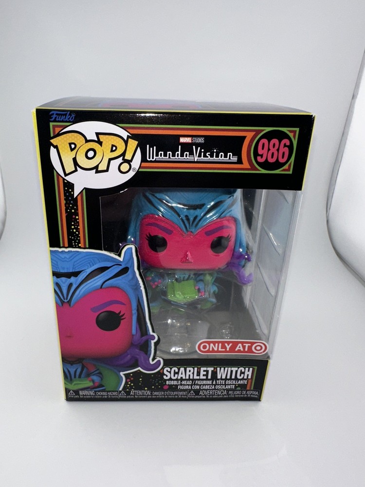Funko Pop! Scarlet Witch #986 WandaVision Black Light Target Excl + Protector