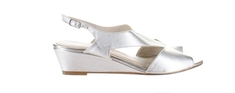 Amalfi Women's Morando Silver Slingback Heels Size 9
