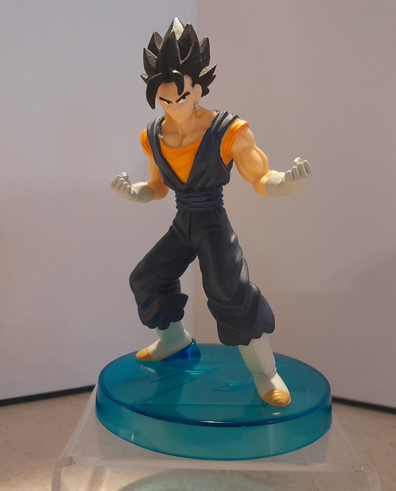 Vegito Real Works Figure Dragon Ball Z DBZ Bandai