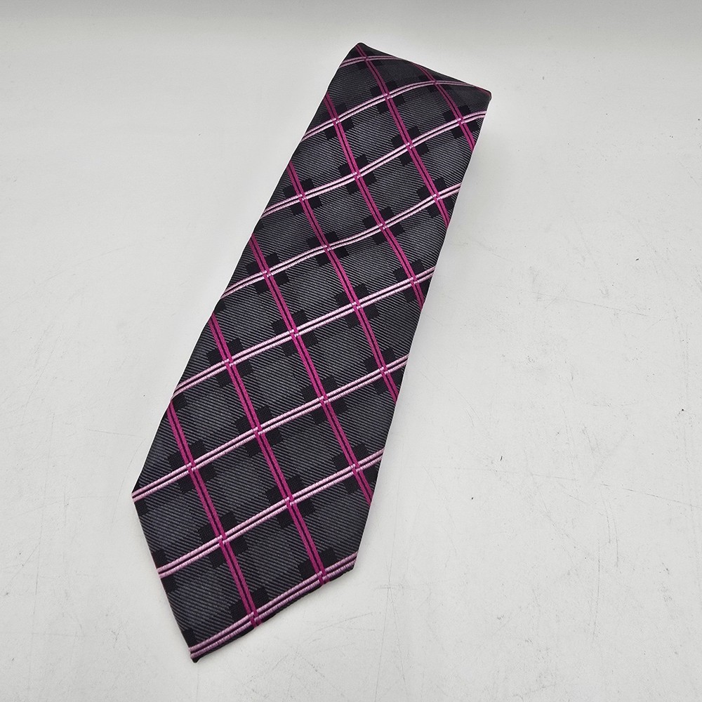 Croft & Barrow Men's Gray Pink Plaid Silk Polyester Blend Necktie
