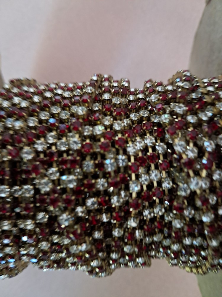 6ft Swarovski Rhinestone Chain 18PP Siam Ruby Crystal Brass