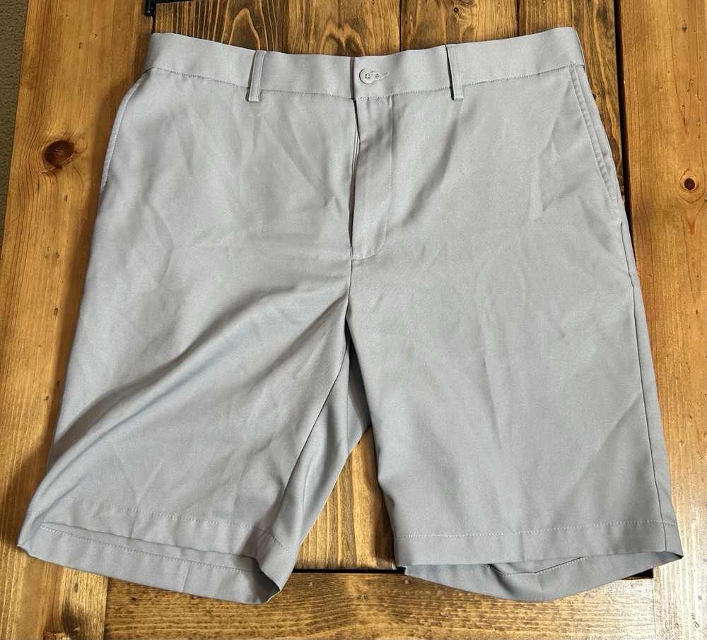 Men’s Khaki Shorts Size 36 Gray / Blue