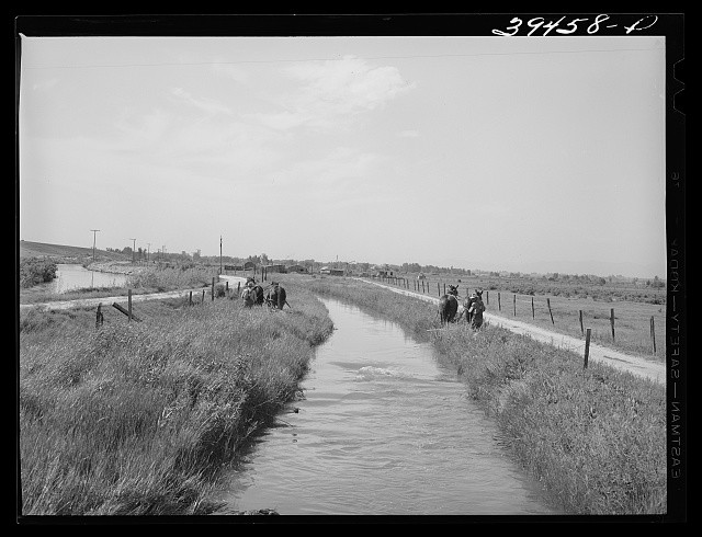 Photo:Canyon County Idaho 1941 Irrigation Ditch Rural Canal Workers