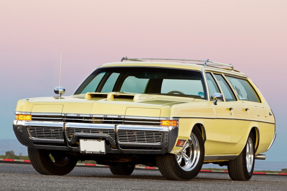 1972 Dodge Monaco Wagon yellow | POSTER 24 X 36 INCH | Classic car