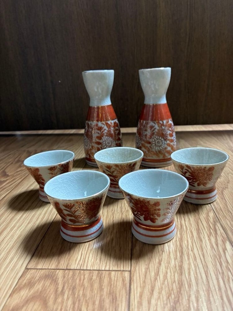 Kutani Ware Sake Bottle & Choko Set 2 Tokkuri 5 Ochoko Ceramic Collection