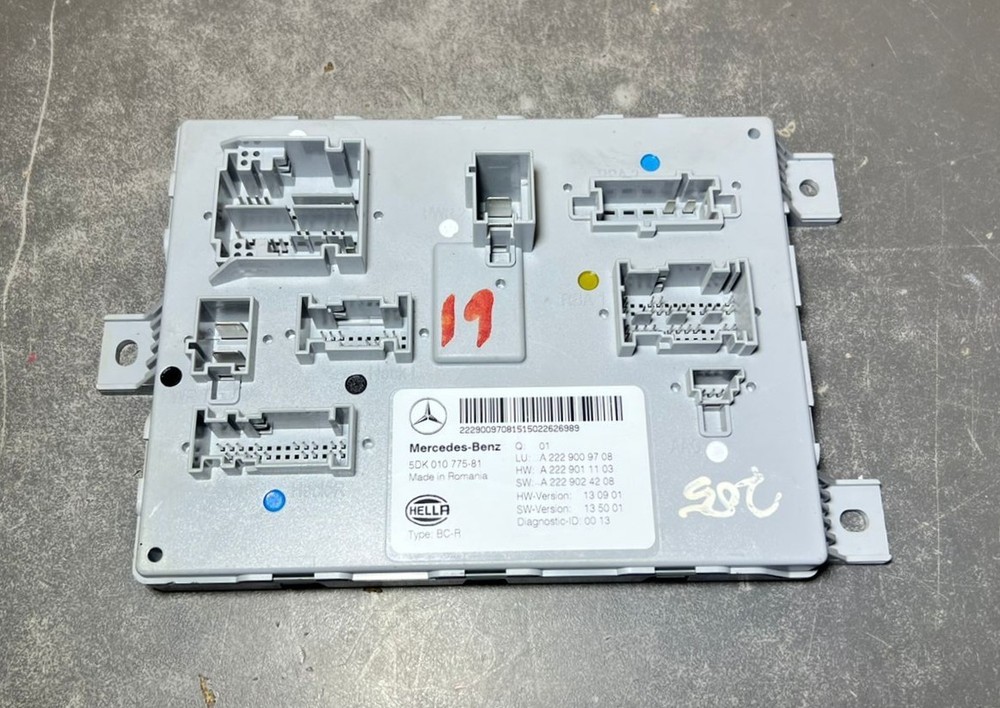 14-20 Mercedes W205 Rear Trunk SAM Body Control Module Unit A222 9009708 OEM
