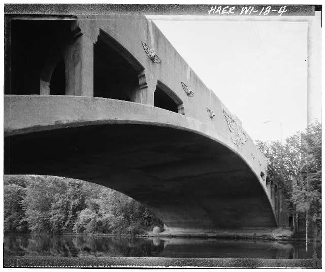 4. VIEW MAIN RIVER SPAN, SHOWING SOUTH SIDE ARCH, LOOKING NORTHEAST - West