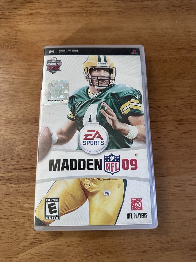 Madden NFL 09 - COMPLETE!  (SONY PSP) FREE SHIPPING!