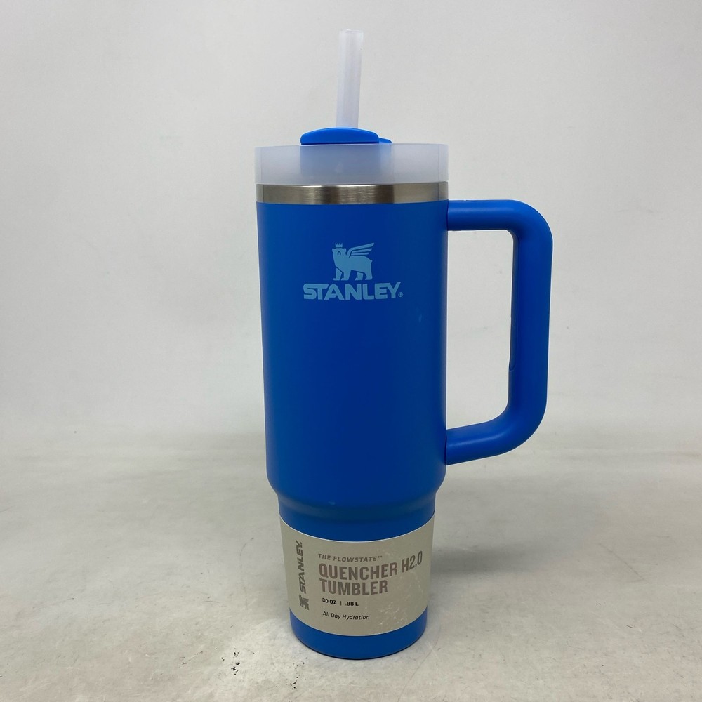 STANLEY Quencher H2.0 30 oz Tumbler Azure w/ Handle & Straw