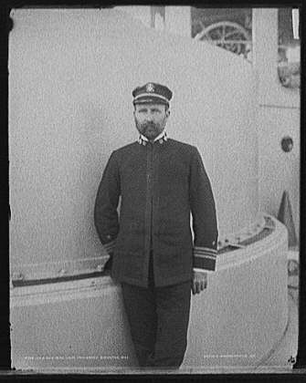 Photo:USS New York,Luitenant Commander Sidney Staunton,American military
