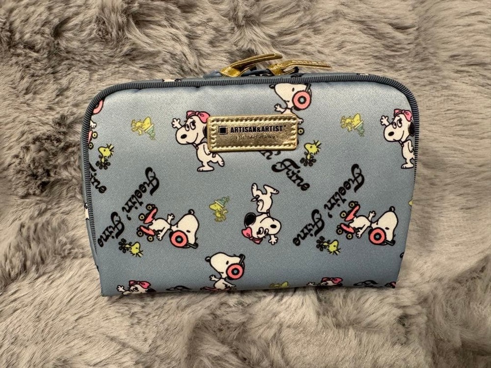 Artisan Artist Snoopy Pouch Large Blue