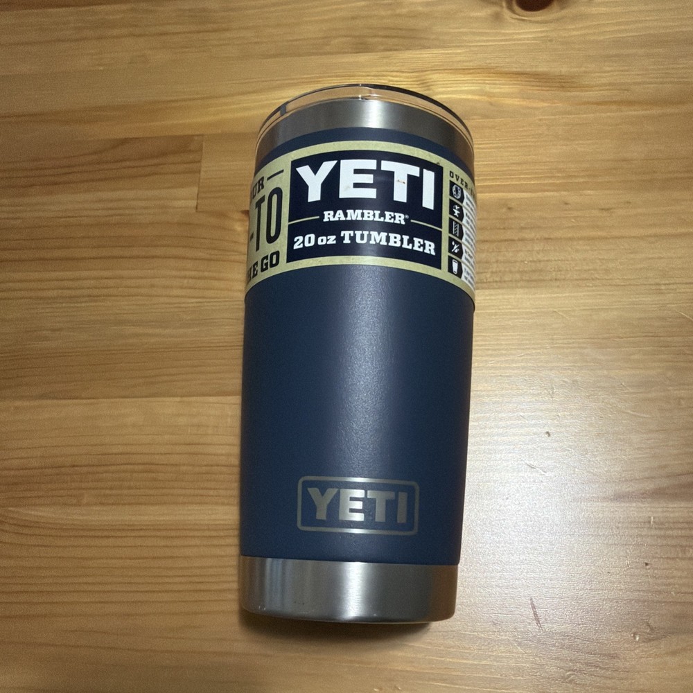 YETI Rambler 20 oz Stainless Steel Tumbler w/ MagSlider Lid - Navy