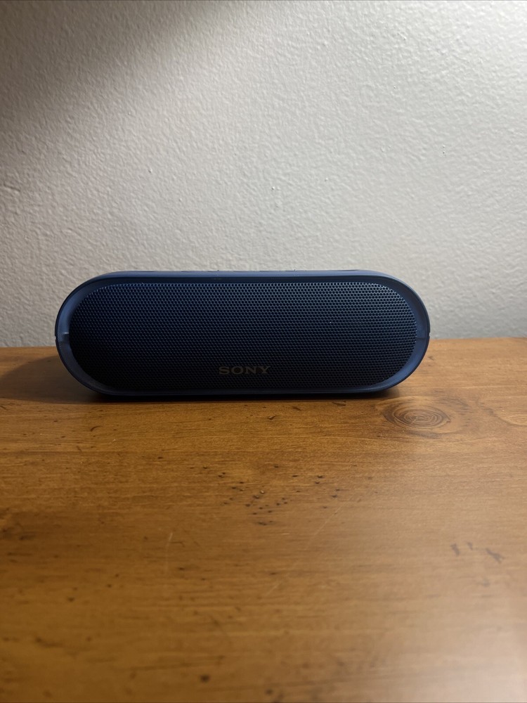 SRS-xb20 Sony Bluetooth Speaker -Hardly Used - Tested - Works - Water Resistant