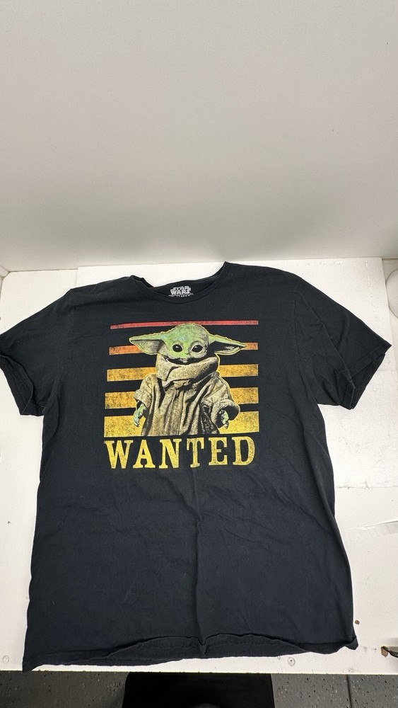 Star Wars Baby Yoda Wanted T Shirt Mens Black Tee Madalorian Graphic XL.
