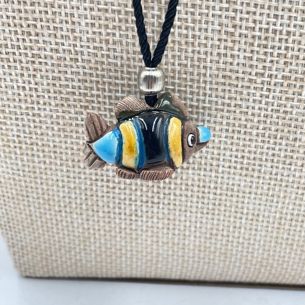 Vintage Hand Painted Ceramic Tropical Fish Pendant Necklace Peru Artisan Jewelry