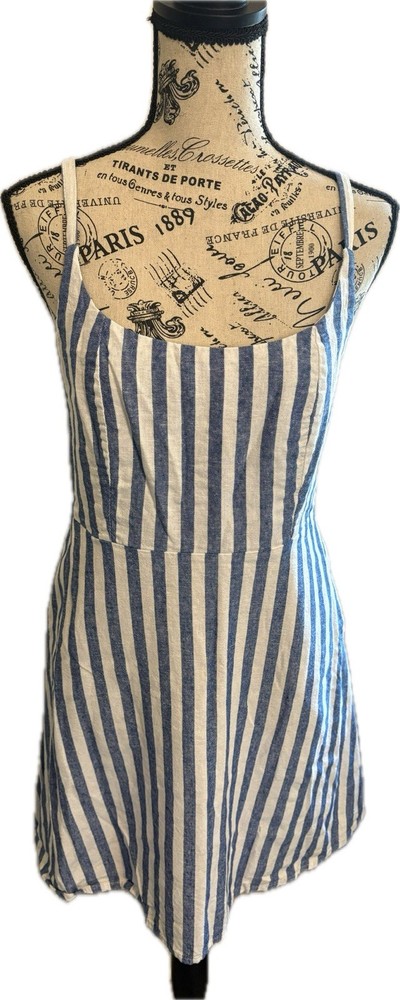 Old Navy Floral Mini Pocket Dress Women Small Chambray White Stripe Linen Bld