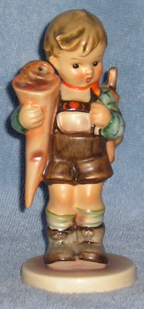 Hummel Figurine – Little Scholar #80 TMK2 Full Bee
