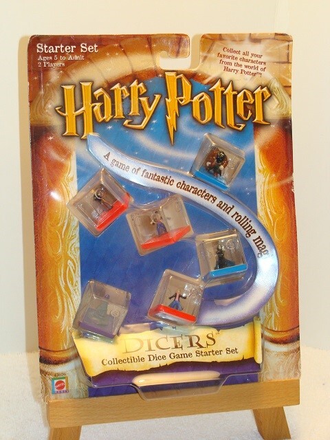 HARRY POTTER DICERS COLLECTIBLE DICE GAME STARTER SET 43020 NEW ON CARD 2001
