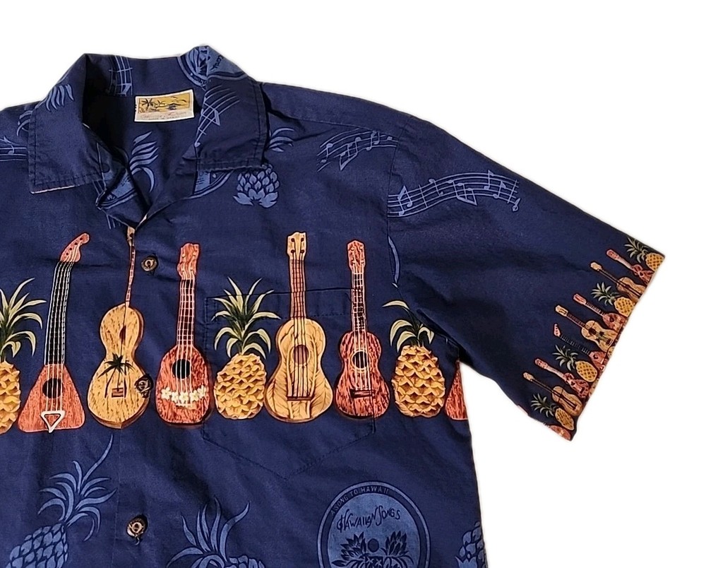 VTG Winnie Hawaiian Fashion Men's Medium Cotton Guitars/Pineapples AOP Button Up