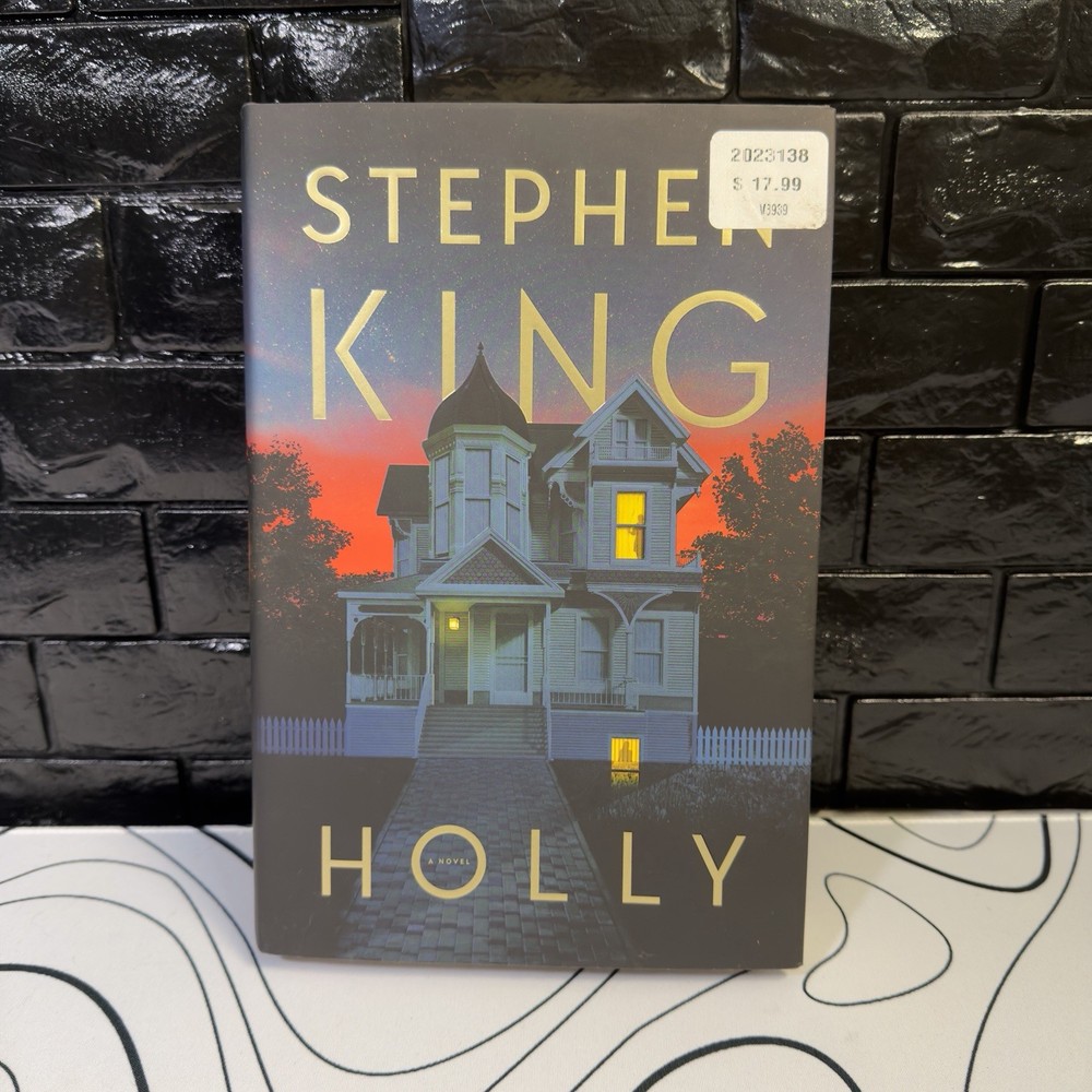Holly by Stephen King (2023, Hardcover)