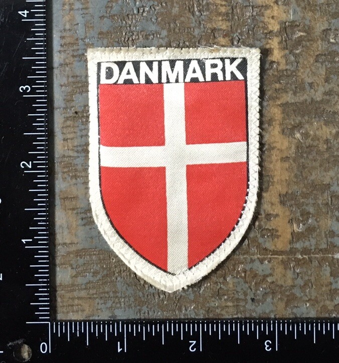Vintage DANMARK Flag Emblem Denmark Travel Souvenir Patch Cloth