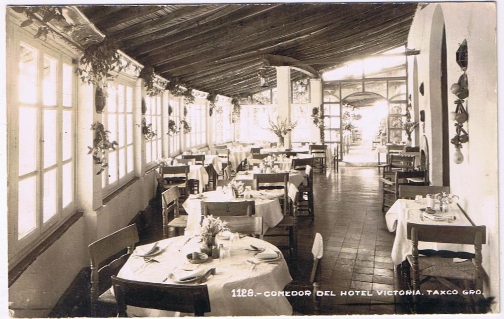 Postcard RPPC Comedor Del Hotel Victoria Taxco Mexico