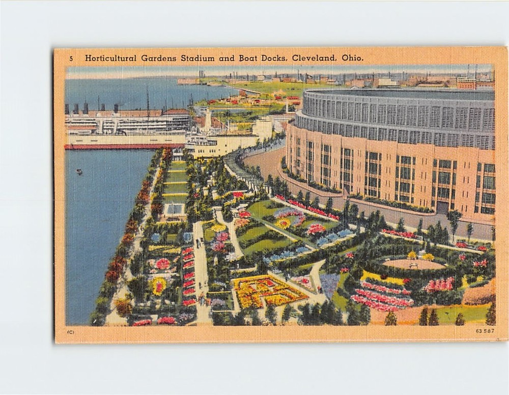 Postcard Horticultural Gardens Stadium and Boat Docks Cleveland Ohio USA