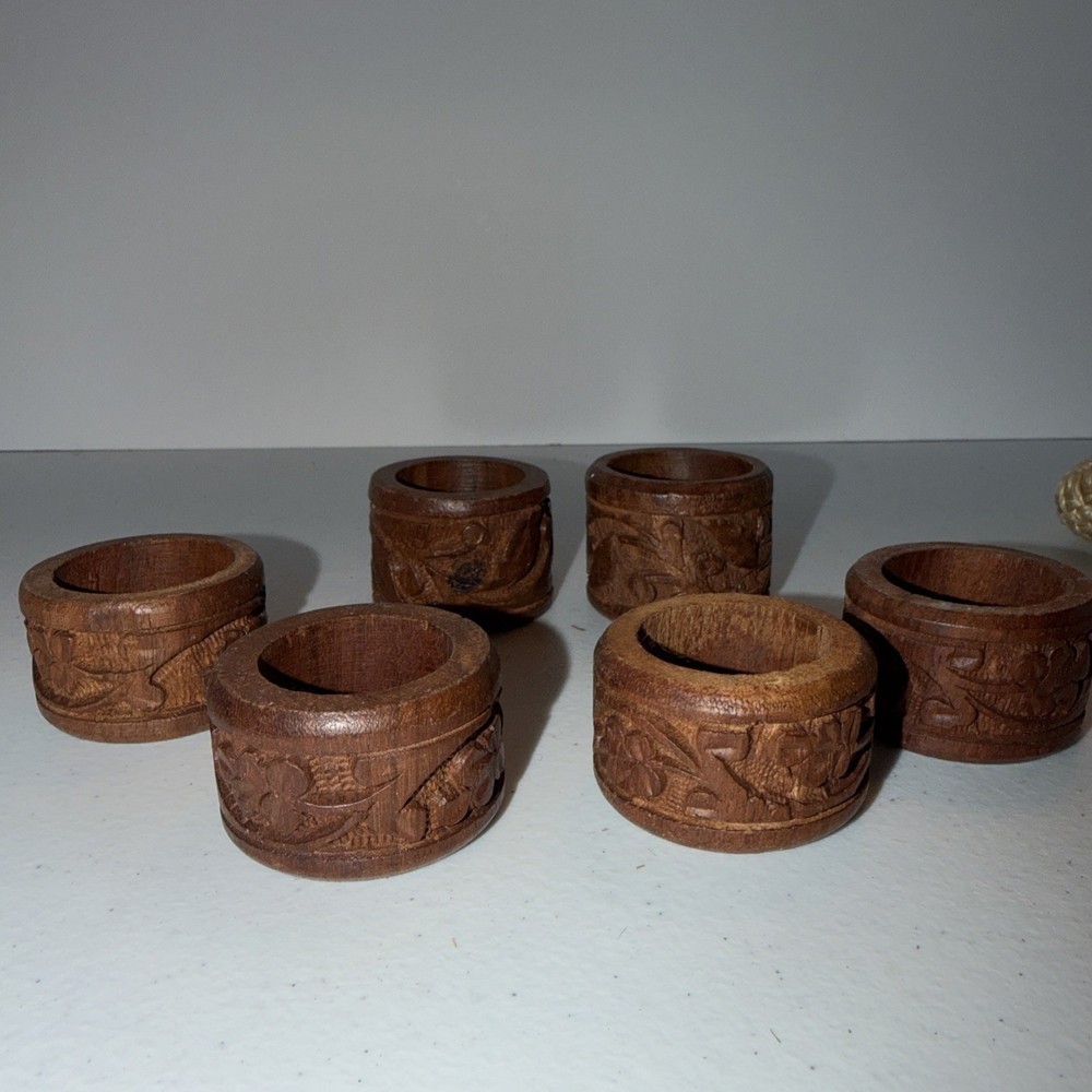Vintage Carved Wooden NAPKIN RINGS Lot Of 6 Floral Leaf Made in India Boho