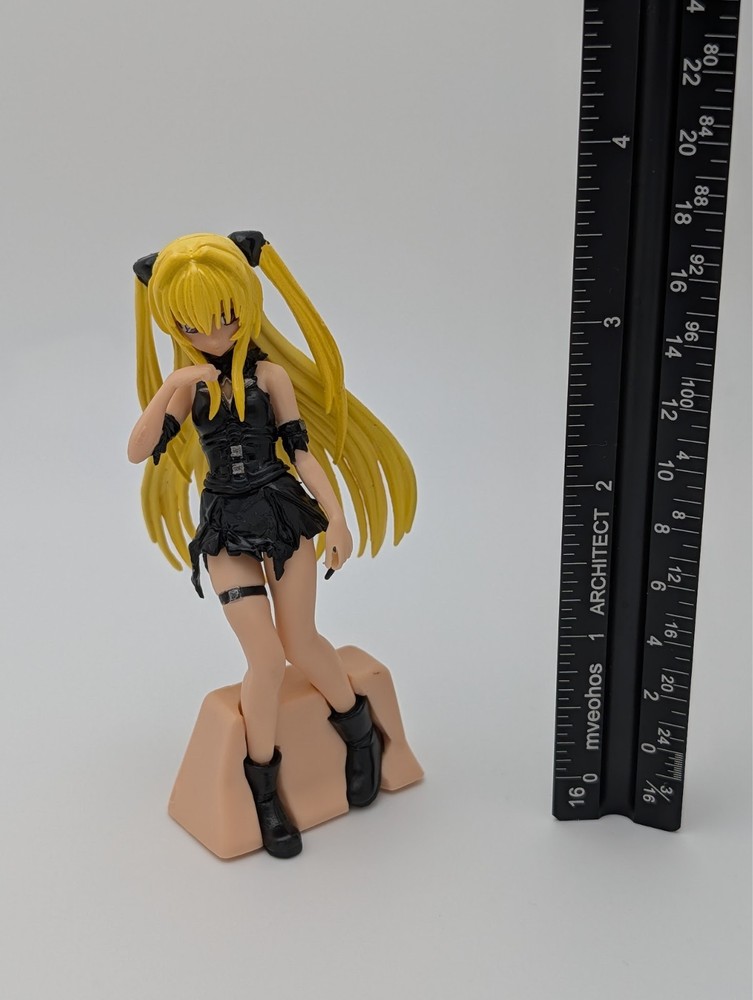To LOVEru Konjiki no Yami HGIF Figure Variation ver Bandai Gashapon Loose