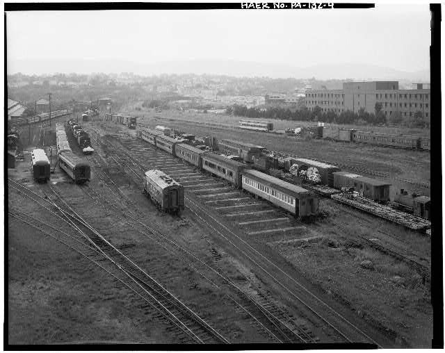 Photo:Delaware Lackawanna Railroad Yard Elevated View 1900s Freight Trains