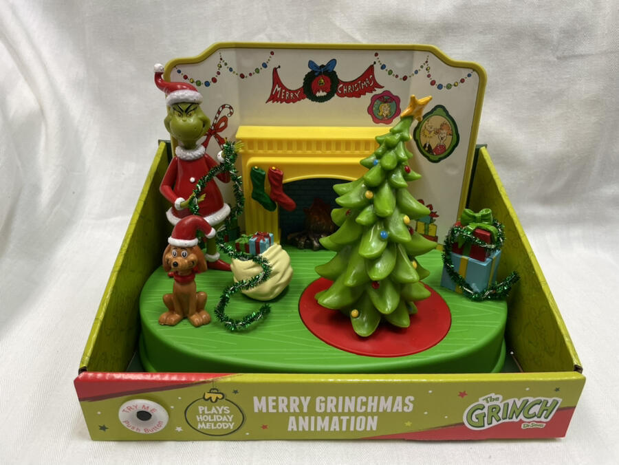 Grinchmas Animated Musical Light-Up Fireplace Christmas Table Décor