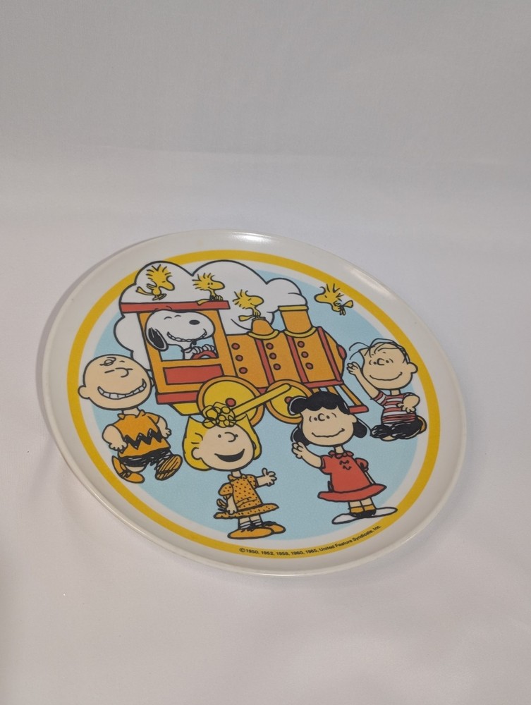 Charlie Brown, Lucy, Snoopy & Woodstock Peanuts Train Plate - Plastic Plate