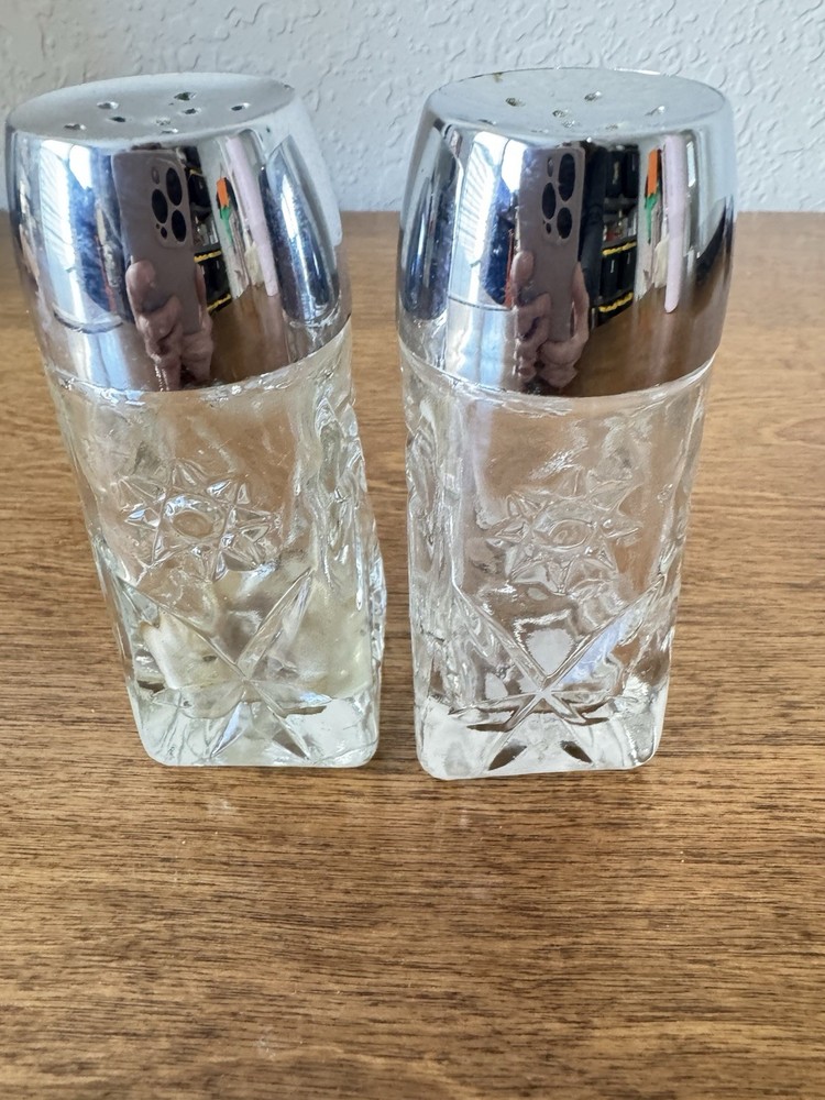Vintage Anchor Hocking Star of David Prescut Salt & Pepper Shakers.